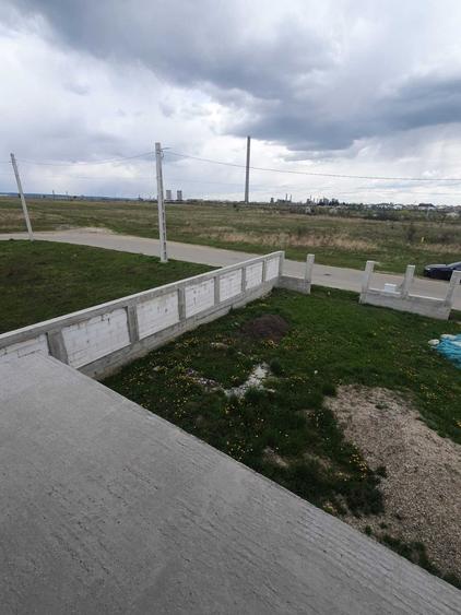 Casă cu 4 camere în Geamăna