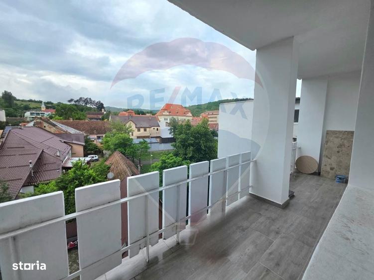 Apartament cu 3 camere în Central