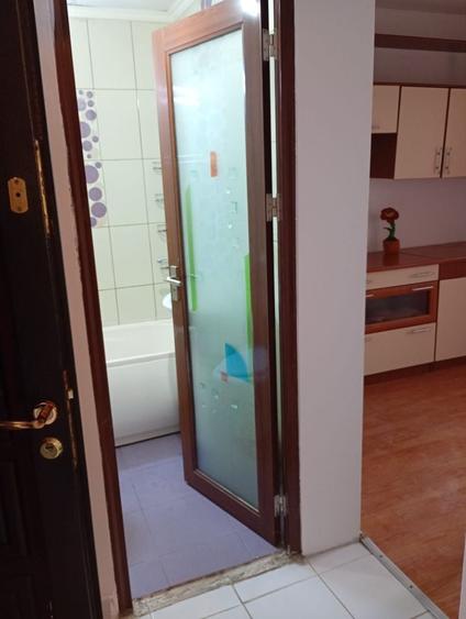 Apartament cu 2 camere decomandat în 9 Mai