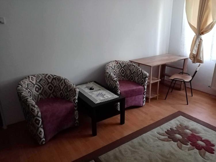 Garsonieră decomandată în Drumul Taberei