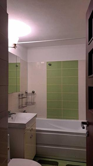 Apartament cu 2 camere decomandat în Păcii