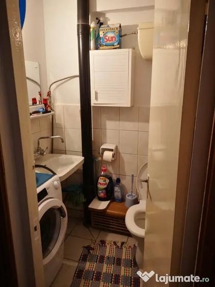 Apartament cu 4 camere decomandat în Vest