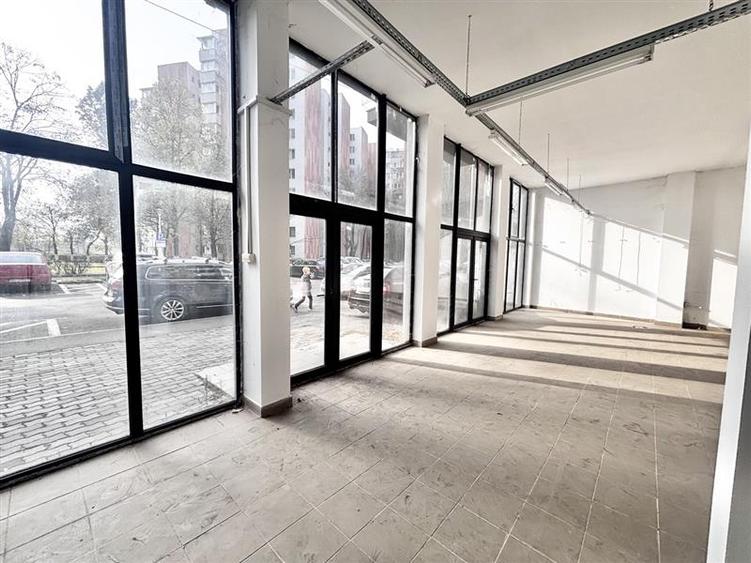 De vanzare spatiu comercial – Cartierul Decebal-Dacia, Oradea - 1