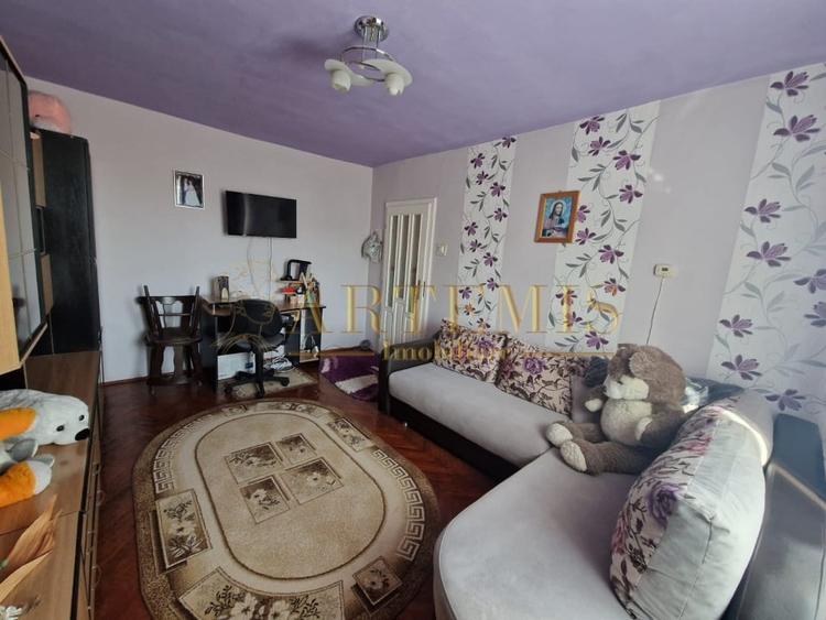 Apartament de 3 camere, decomandat, 66 mp., zona Sens - 3