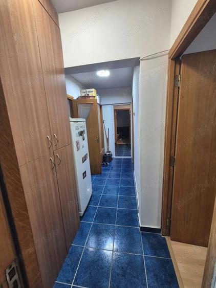 Vand apartament trei camere ,zona Aparatori Patriei!! - 10