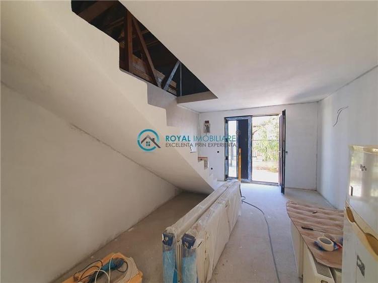 Royal Imobiliare - Vanzare Vila Zona Strejnicu - 11