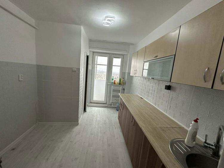 Apartament 3 camere decomandat micro 18 75.5mp etaj 11/11 - 6