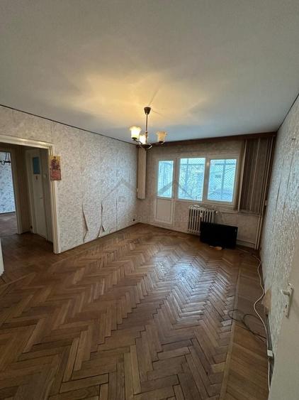 Apartament 3 camere Cantemir - 2