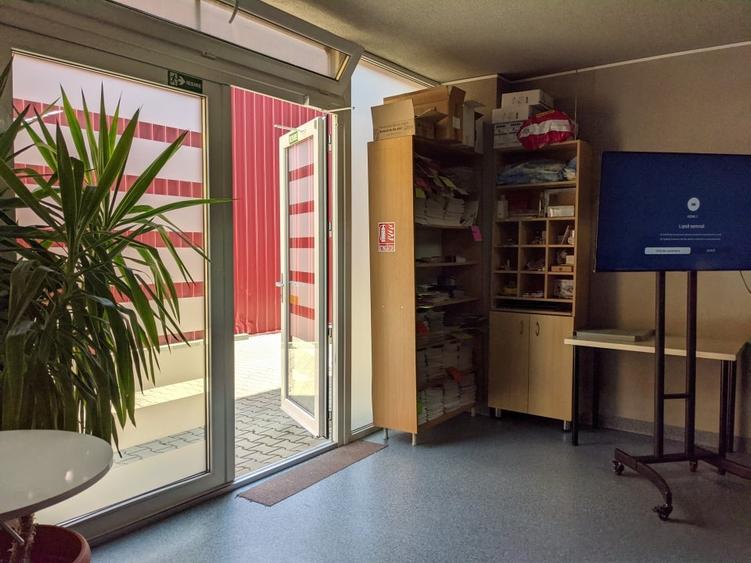 Garaj / Birou/ spatiu servicii zona Ambient, ideal pentru un start-up - 1