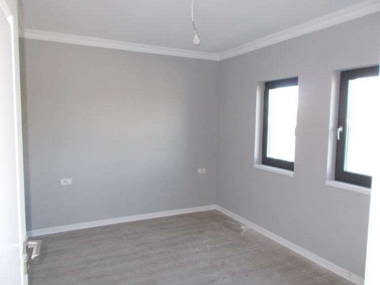 Casa individuala, parter, Mosnita Noua, 4 camere, 500mp teren  - 6