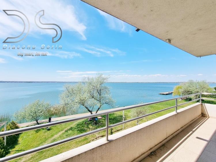 Apartament cu 4 camere, vedere la lac, piscina privata si personalitate multipla - 1
