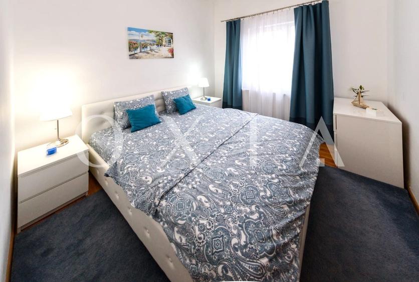 Apartament cu 2 camere semidecomandat, mobilat în P-ța Unirii