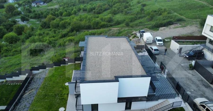 Duplex de vanzare, 5 camere, 146 mp, zona Dezmir Duplex de vanzare, 5 camere, 146 mp, zona Dezmir