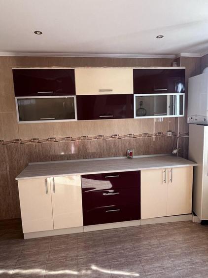 De vanzarea apartament 2 camere Roman - 8