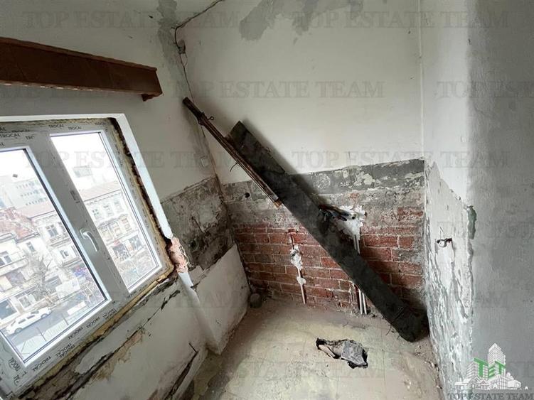 2 garsoniere adiacente la rosu pe Calea Grivitei, etaj 4 - 20