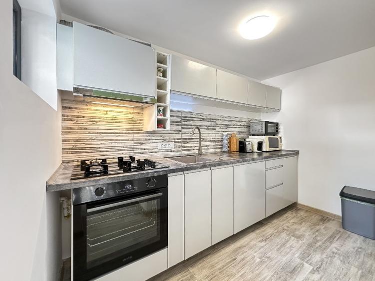 Vilă interbelică 6 camere restaurată integral – proprietate rară Sinaia centru - 3