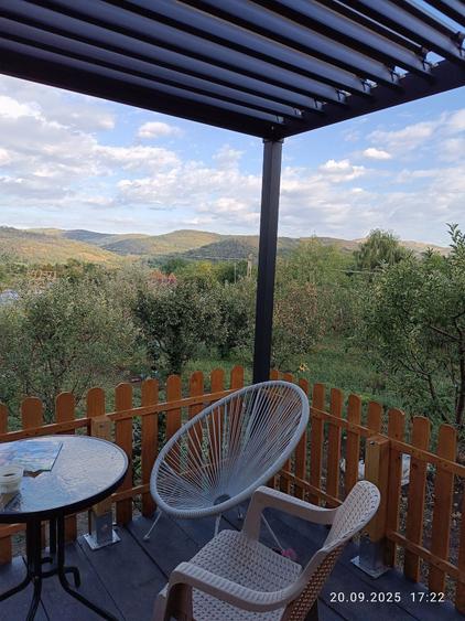 Casuta din livada de vanzare - 2