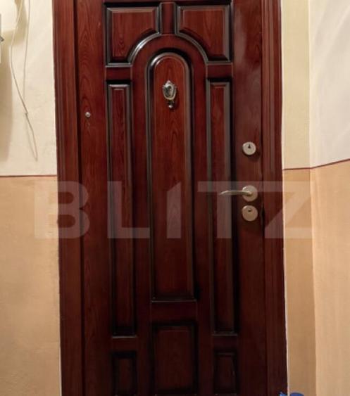 Apartament 3 camere | Necesita renovare completa | Etaj 3/ - 1