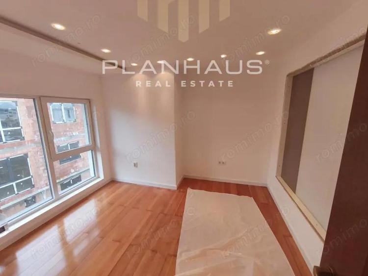 Apartament de vanzare 4 camere, Strada Victoriei, Baia Mare Complex reziden?ial, finisaje complet - 2