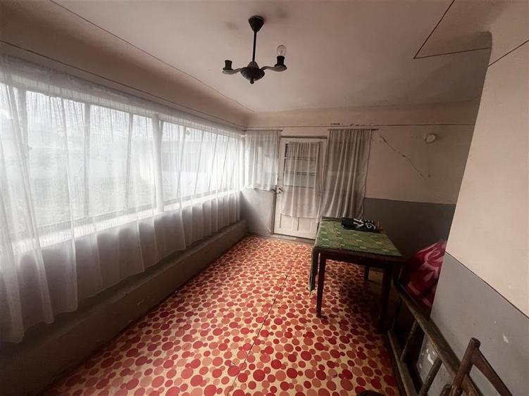 Oportunitate unica  Casa + 2.300 /? teren, deschidere DN1 - 12