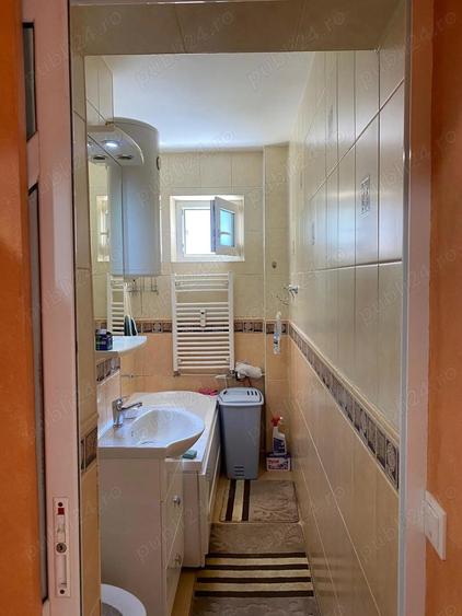 Inchiriez apartament 2 camere - 3