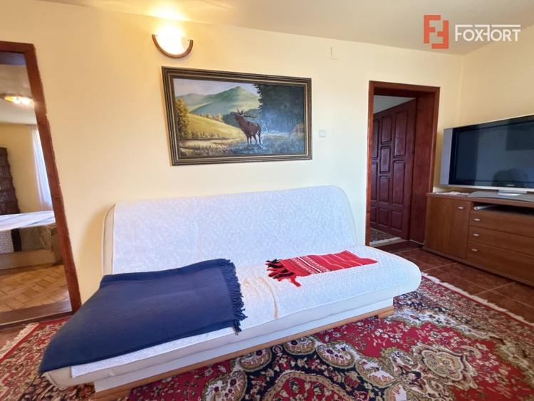 Casă individuală cu 6 camere cu Canalizare în Săcălaz