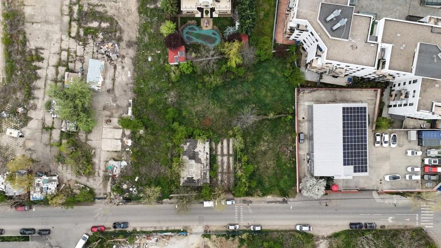 Baneasa - Intrarea Straulesti  - teren de vanzare - 1