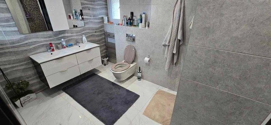 Casa 4 camere de vanzare, Sanmartin, zona str Carmel - 14