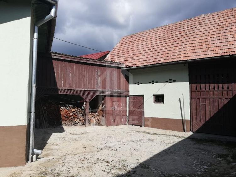 Casă tradițională de vânzare în Fântânele- vedere superba spre munti - 14