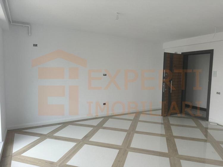 Apartament 2 camere de vanzare, situat in Tomis Plus, Constanta - 4