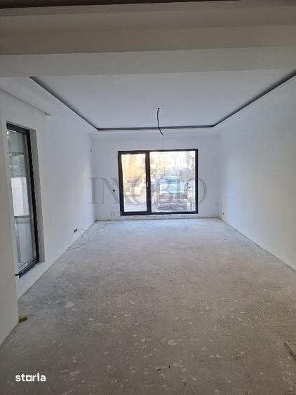 Casă cu 4 camere cu Teren 250 Mp în Corbeanca