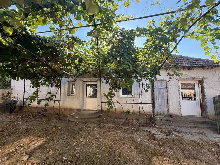 CASA CU TEREN 1500 MP | CHERESIG - 3