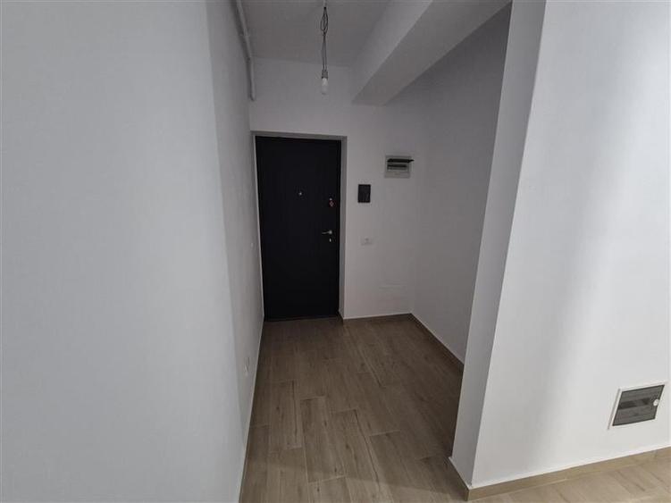 Apartament 2C, Parcare Subterana, Mall Coresi - 12