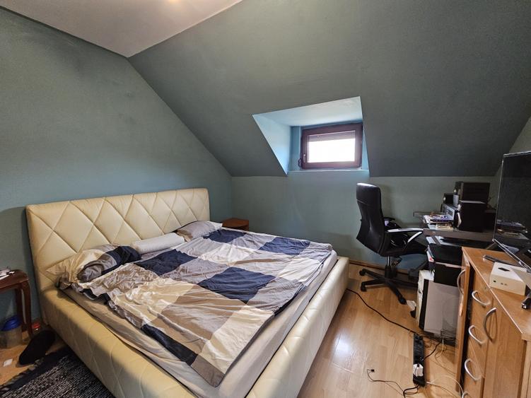 Două case individuale, P+M, construcții 2002/2007, în Giroc, comision 0% - 18