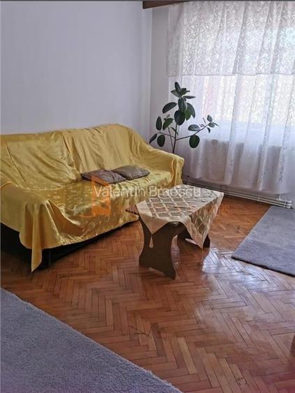 Apartament 2 camere cf 1 decomandat zona Centrala