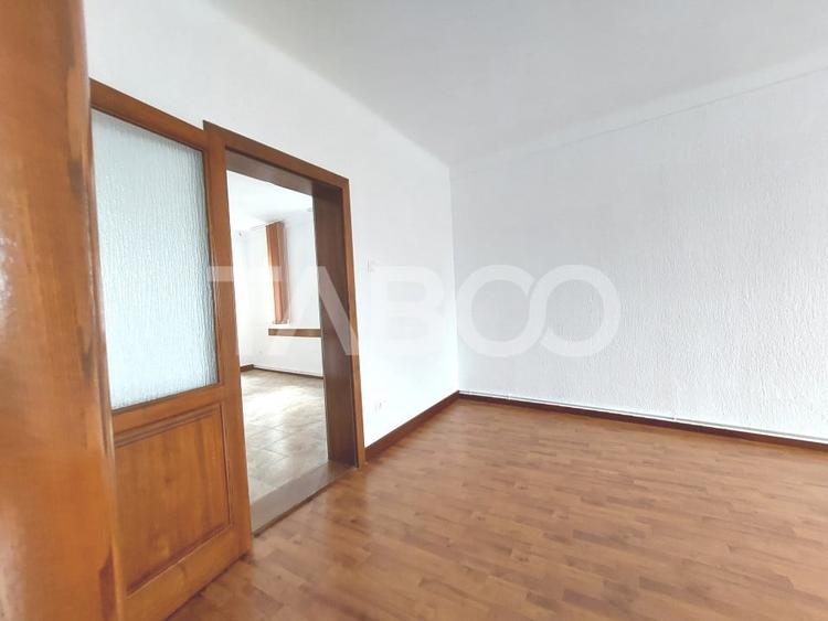 Spatiu de birou zona centrala 68 mpu 3 camere spatioase etaj 2 Sibiu - 10