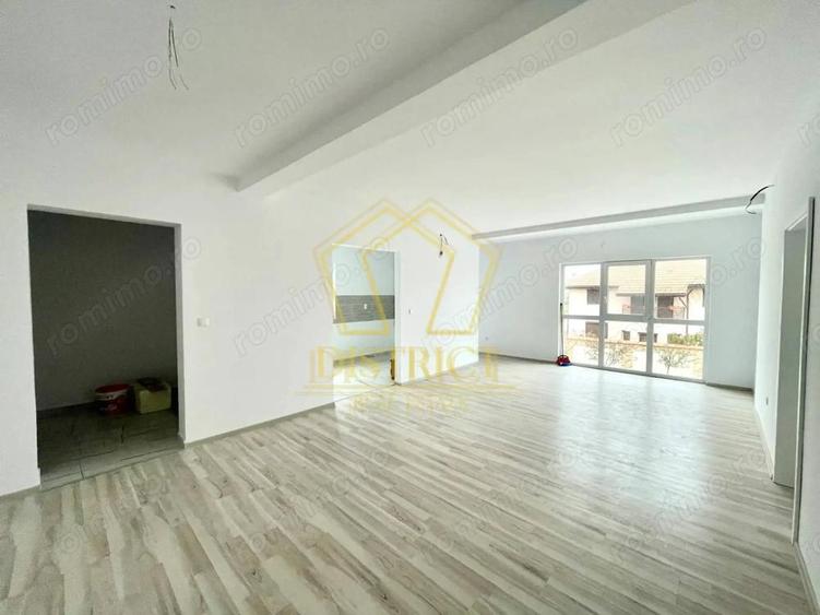 Apartament cu 2 camere decomandat în Giroc