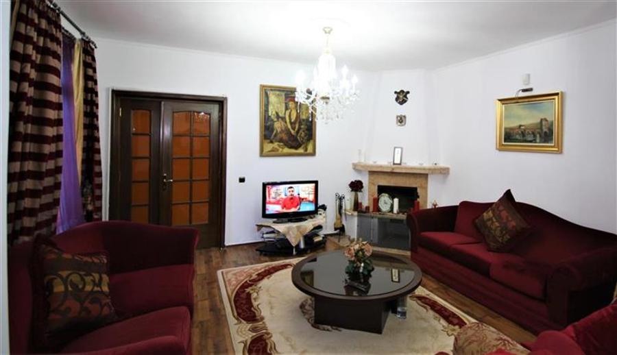 Corp vila, ideal locuinta, cu piscina si curte proprie in centru, Bucuresti - 22