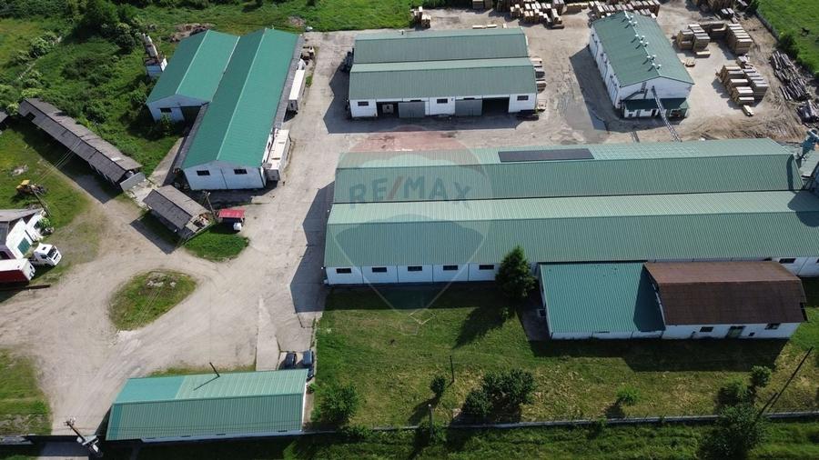 DE VANZARE spațiu industrial de mari dimensiuni - 8