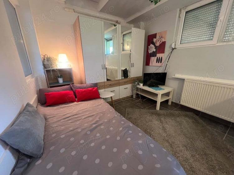 Camera separata de inchiriat in vila, pentru o fata nefumatoare - 1