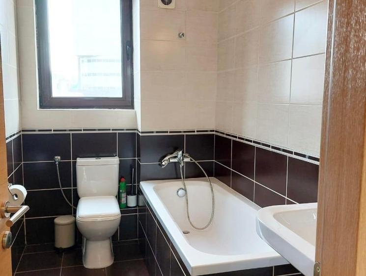 De inchiriat 3 camere, parcare subterana si paza 24/24 - 7