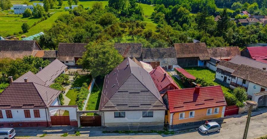 Casa saseasca cu Poveste/ Bogata Olteana/ Hoghiz - 1