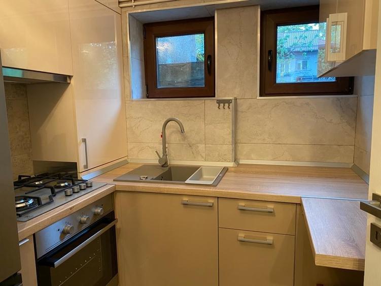 Apartament 3 Camere Eroii Revolutiei Metrou 4 minute - 8