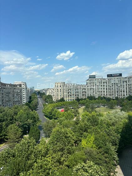 UNIRII,bulevard,vedere unica, centrala termica proprie in imobil stradal,monolit