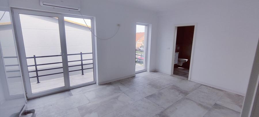 SPATIU BIROURI 180 MP , PRIMA INCHIRIERE , GIROC - 13