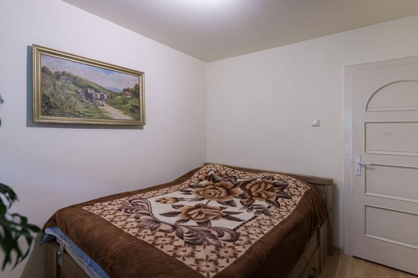 Apartament 4 camere, etaj 2, str. Castanilor, garaj de beton. - 20