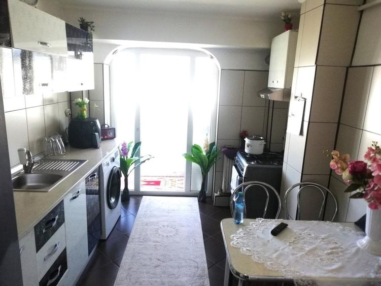 Vanzare 3 camere - Imobiliare MAXICONFORT - 7