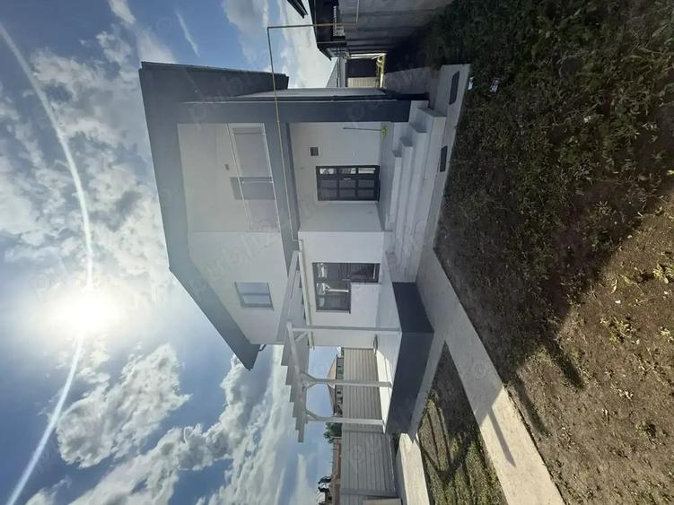 Casa de vanzare la cheie - 1