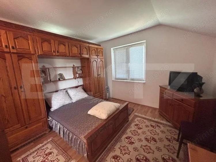 Casa cu incalzire in pardoseala si 17.000 mp teren, sat Oboga - 15