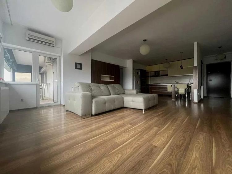 Apartament cu 3 camere- Podul de fier-Bloc Nou - 6